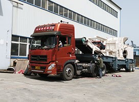 混凝土破碎机：中意移动式建筑垃圾处理设备助力邳州公路建设